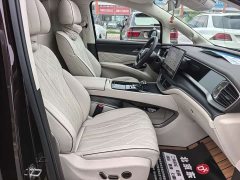 Denza D9 Pioneer Four-Seat Founder Edition - фото 20