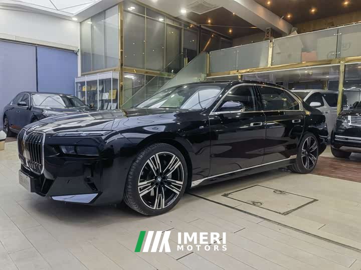 BMW 7 Series 2023 740Li M Sport Package - автомобиль из Китая