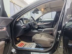 BMW 7 Series 2023 740Li M Sport Package - фото 11