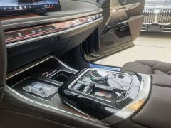 BMW 7 Series 2023 740Li M Sport Package - фото 9
