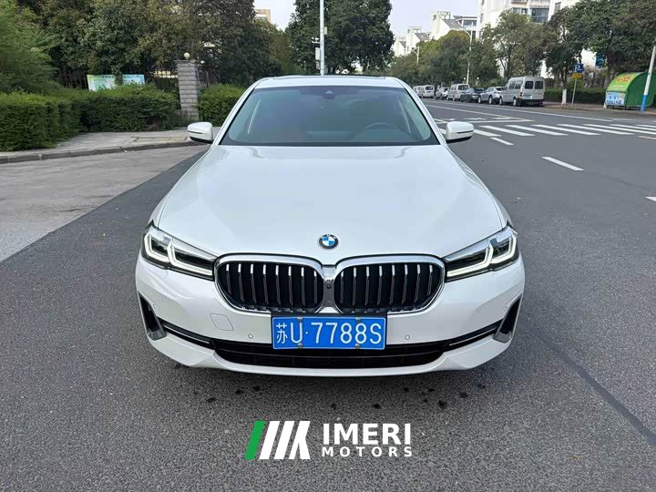 BMW 5 Series 2022 530Li Exclusive Luxury Package - автомобиль из Китая