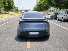 Tesla Model Y 2025 rear-wheel drive version - фото 5