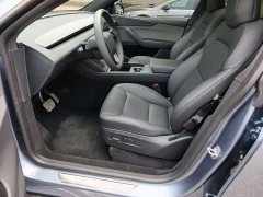 Tesla Model Y 2025 rear-wheel drive version - фото 7