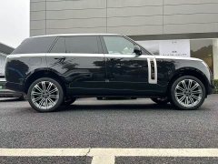 Land Rover Range Rover 3.0 L6 400PS SV Autobiography Long Wheelbase 4-Seater - фото 3