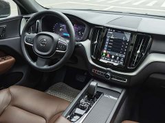 Volvo XC60 B5 AWD Luxury Edition - фото 12