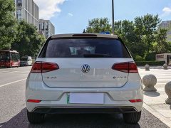 Volkswagen Golf Pure Electric 2020 Chi - фото 4