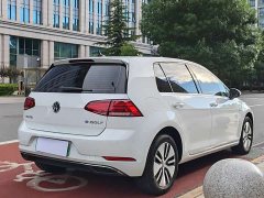 Volkswagen Golf Pure Electric 2020 Chi - фото 7