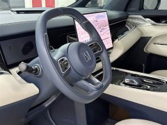 Zeekr 009 2024 6-Seater Executive AWD 108kWh - фото 15