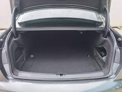 Audi A4L 40 TFSI Luxury Dynamic - фото 7