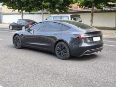 Tesla Model 3 rear-wheel drive version - фото 6