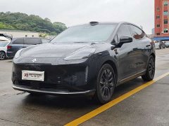Lynk & Co Hyper HT 825 Max - фото 1