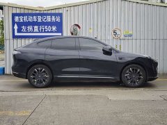 Lynk & Co Hyper HT 825 Max - фото 4