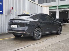Lynk & Co Hyper HT 825 Max - фото 5