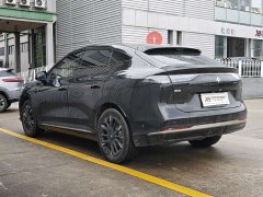 Lynk & Co Hyper HT 825 Max - фото 6