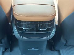 NIO ET5T 75kWh Touring - фото 20