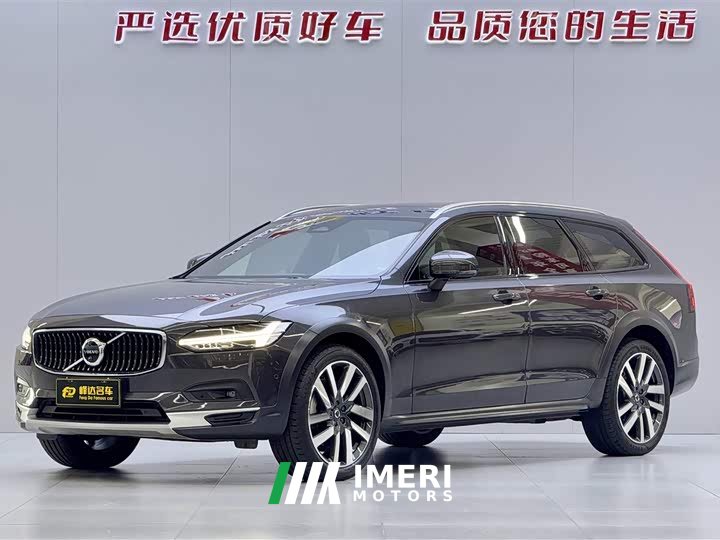 Volvo V90 Cross Country B5 AWD Smart Edition - автомобиль из Китая