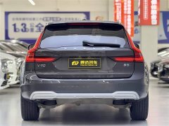 Volvo V90 Cross Country B5 AWD Smart Edition - фото 4