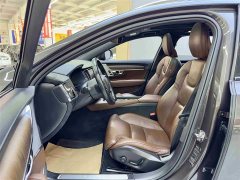 Volvo V90 Cross Country B5 AWD Smart Edition - фото 8