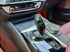 BMW 5 Series 530Li Leading M Sports Package - фото 11
