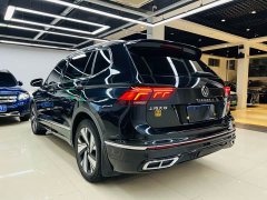 Volkswagen Tiguan L 330TSI automatic two-wheel drive R-Line version - фото 16