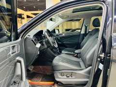 Volkswagen Tiguan L 330TSI automatic two-wheel drive R-Line version - фото 6