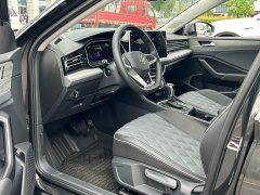 Volkswagen Sagitar 2025 facelift three 300TSI DSG transcendent version - фото 4
