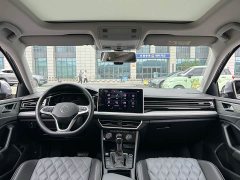 Volkswagen Sagitar 2025 facelift three 300TSI DSG transcendent version - фото 8