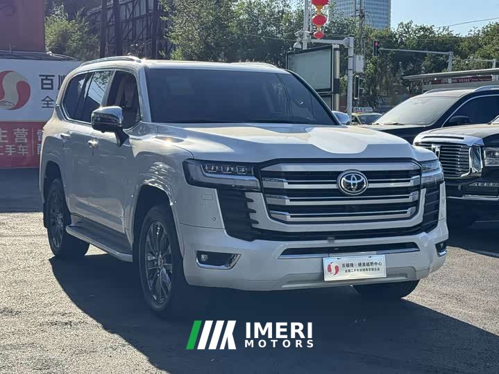 Toyota Land Cruiser (imported) 2022 4.0L GX-R Middle East version - автомобиль из Китая