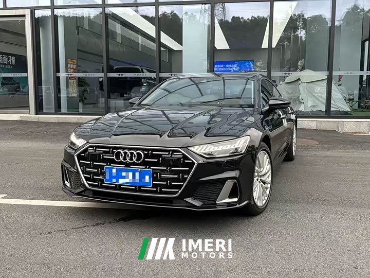 Audi A7L 45TFSI S-line Dream Building Liquid Crystal Package