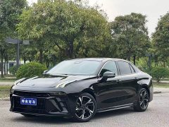 Lynk & Co 03 1.5TD DCT Pro - фото 1