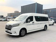 Lynk & Co HIACE 3.5L automatic 13-seat - фото 1