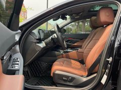 BMW 5 Series 530Li Leading M Sports Package - фото 10