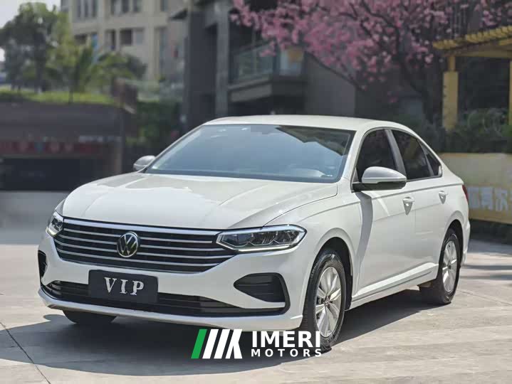 Volkswagen Lavida 1.5L automatic Deyi version - автомобиль из Китая