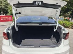 Volkswagen Lavida 1.5L automatic Deyi version - фото 10