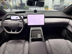 NIO ET5T 75kWh Touring - фото 7