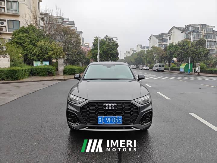 Audi Q5L 40T luxury and dynamic - автомобиль из Китая