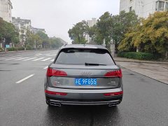 Audi Q5L 40T luxury and dynamic - фото 4