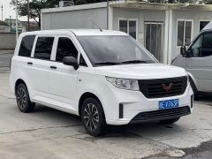 Wuling Hongguang PLUS 2020 1.5L manual standard type 5 seats - фото 3