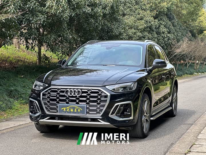 Audi Q5L facelift 45T luxury and dynamic - автомобиль из Китая