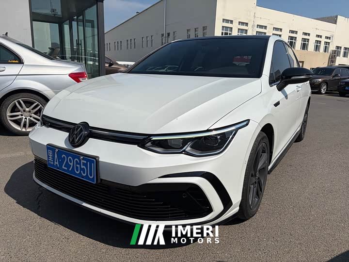Volkswagen Golf 2023 280TSI DSG R-Line Lite - автомобиль из Китая