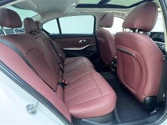 BMW 3 Series 320Li M Sport Package - фото 16