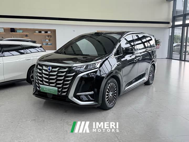 Denza D9 DM-i smart driving version 1020 four-wheel drive flagship