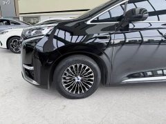 Denza D9 DM-i smart driving version 1020 four-wheel drive flagship - фото 6