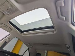 Toyota Corolla Dual Engine E 2020 1.8L E-CVT Comfort Edition - фото 10