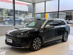 AITO M9 EREV Ultra 42kWh 6-Seater - фото 1