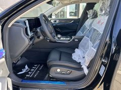Hongqi H9 2.0T two-wheel drive Qixiang luxury business version 5 seats - фото 14