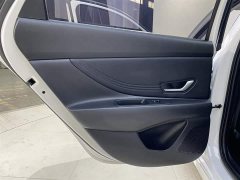Lexus Elantra 2022 1.5L CVT LUX Premium Edition - фото 12