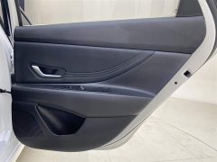 Lexus Elantra 2022 1.5L CVT LUX Premium Edition - фото 15
