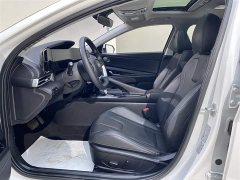 Lexus Elantra 2022 1.5L CVT LUX Premium Edition - фото 8