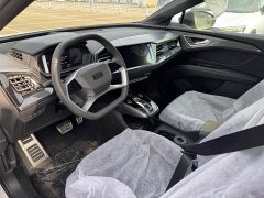 Audi Q5 e-tron 40 e-tron Shiny Mecha Suit - фото 5